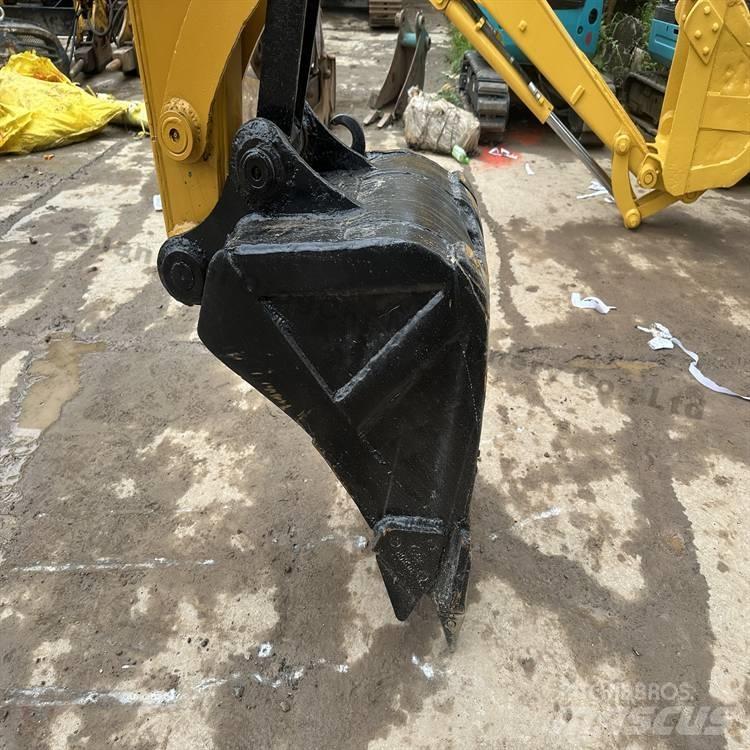 CAT 303.5 E Mini Escavadoras <7t