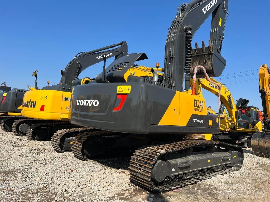 Volvo EC240DL Escavadoras de rastos