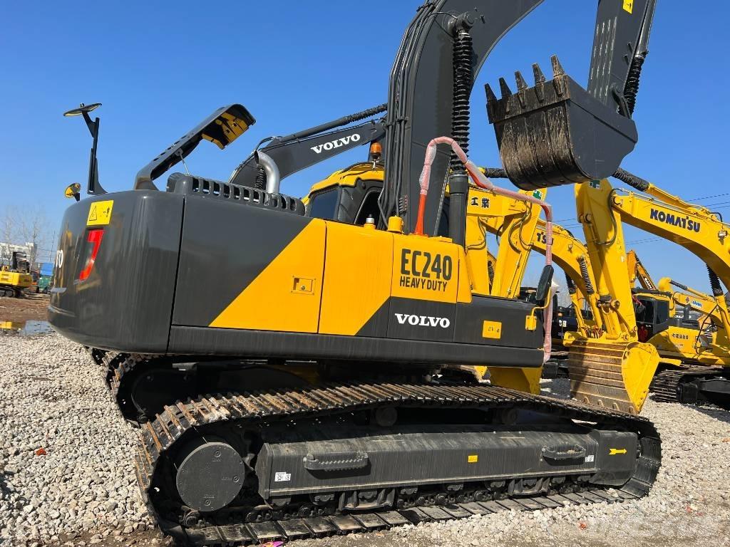Volvo EC240DL Escavadoras de rastos