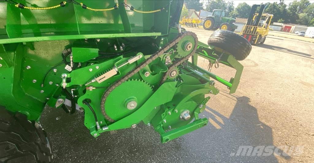 John Deere V461M Enfardadeira de rolos