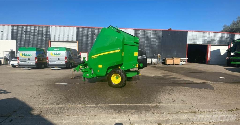John Deere V461M Enfardadeira de rolos