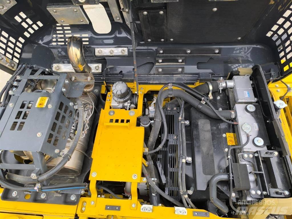Komatsu HB 215 LC-3 Escavadoras de rastos