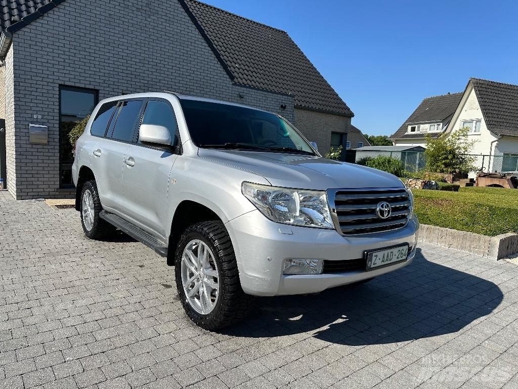 Toyota Landcruiser Veículos cross country