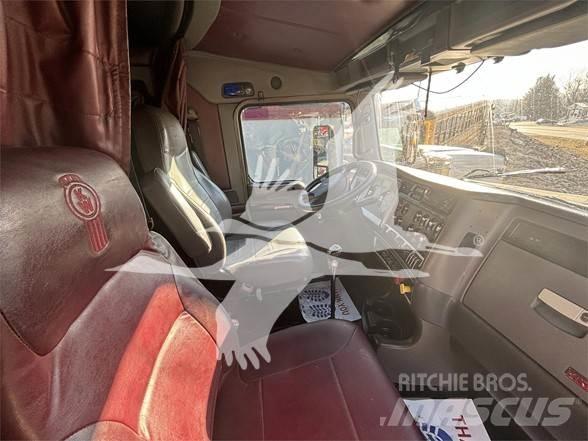 Kenworth T660 Tractores (camiões)