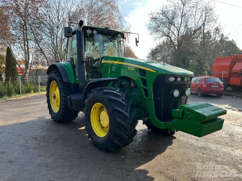 John Deere 8230 Tratores Agrícolas usados