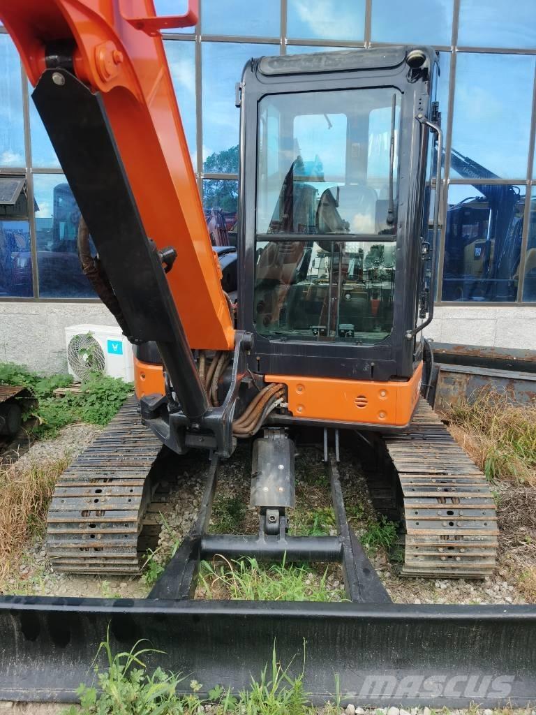 Hitachi ZX 50 U Mini Escavadoras <7t