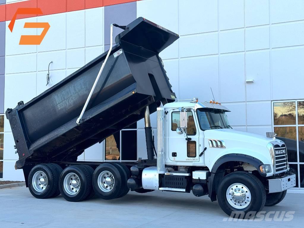 Mack GU713 Camiões basculantes