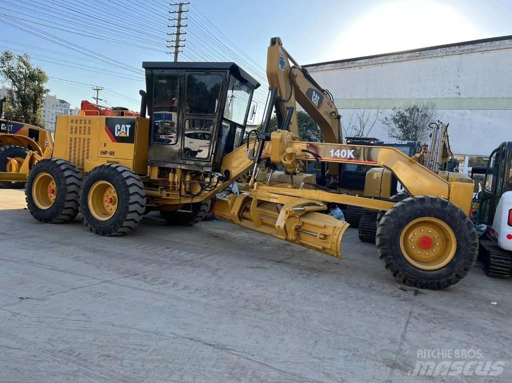 CAT 140K Motoniveladoras