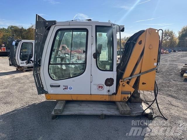 Liebherr A 934 C HD Cabines e interior máquinas construção