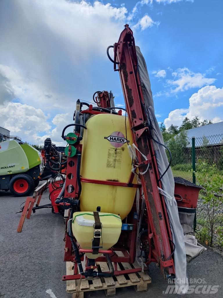 Hardi Master Twin Pulverizadores montados