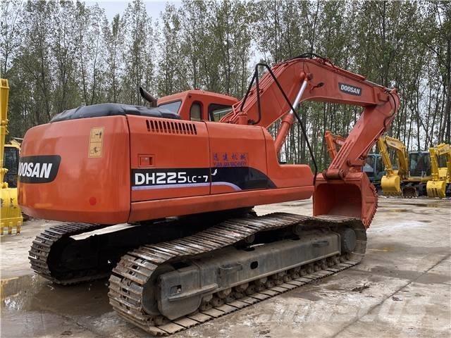 Doosan DH225 Escavadoras de rastos