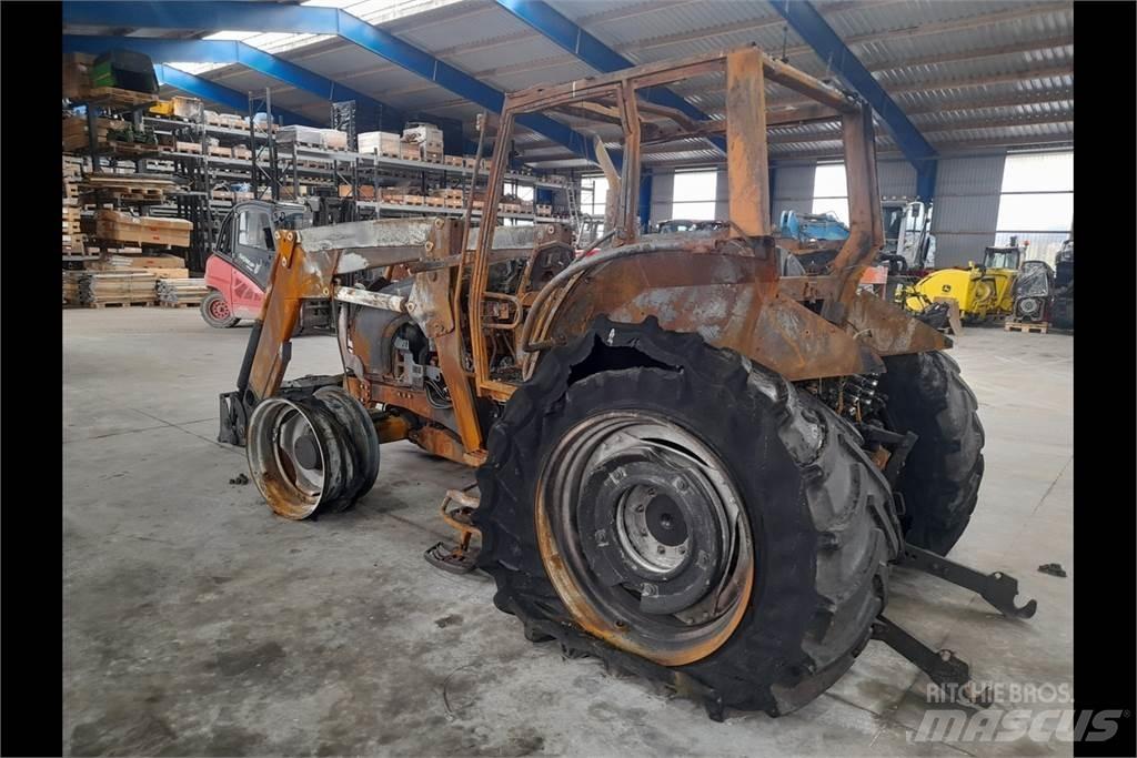Valtra N121 Tratores Agrícolas usados