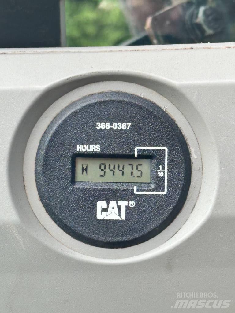 CAT 320 EL Escavadoras de rastos