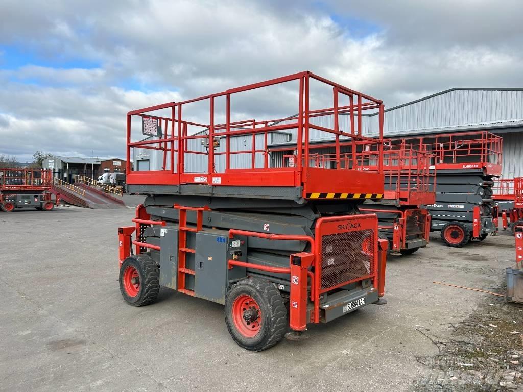 SkyJack SJ 8841 RT Elevadores de tesoura
