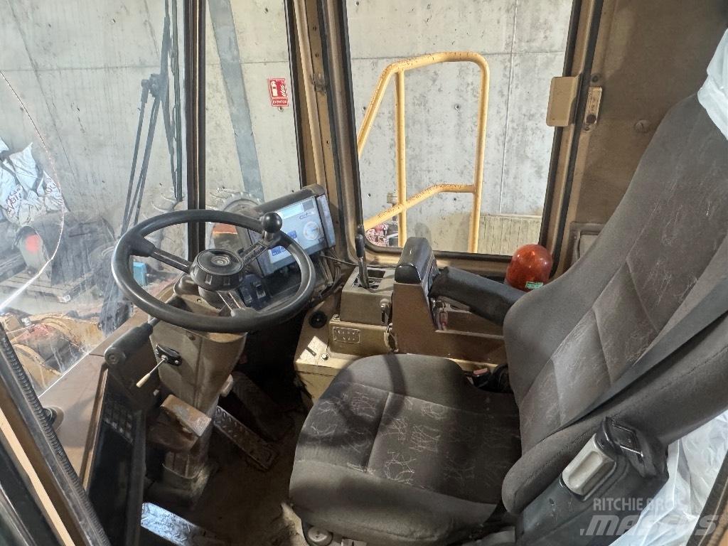 CAT 966 F Pás carregadoras de rodas