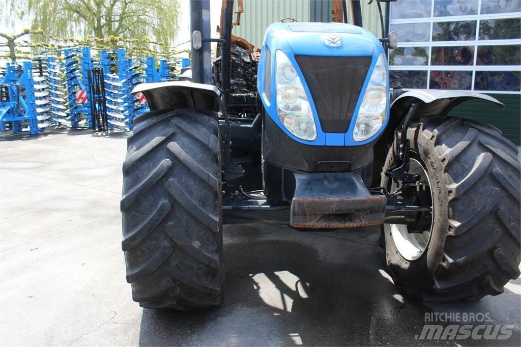 New Holland T7030 Tratores Agrícolas usados