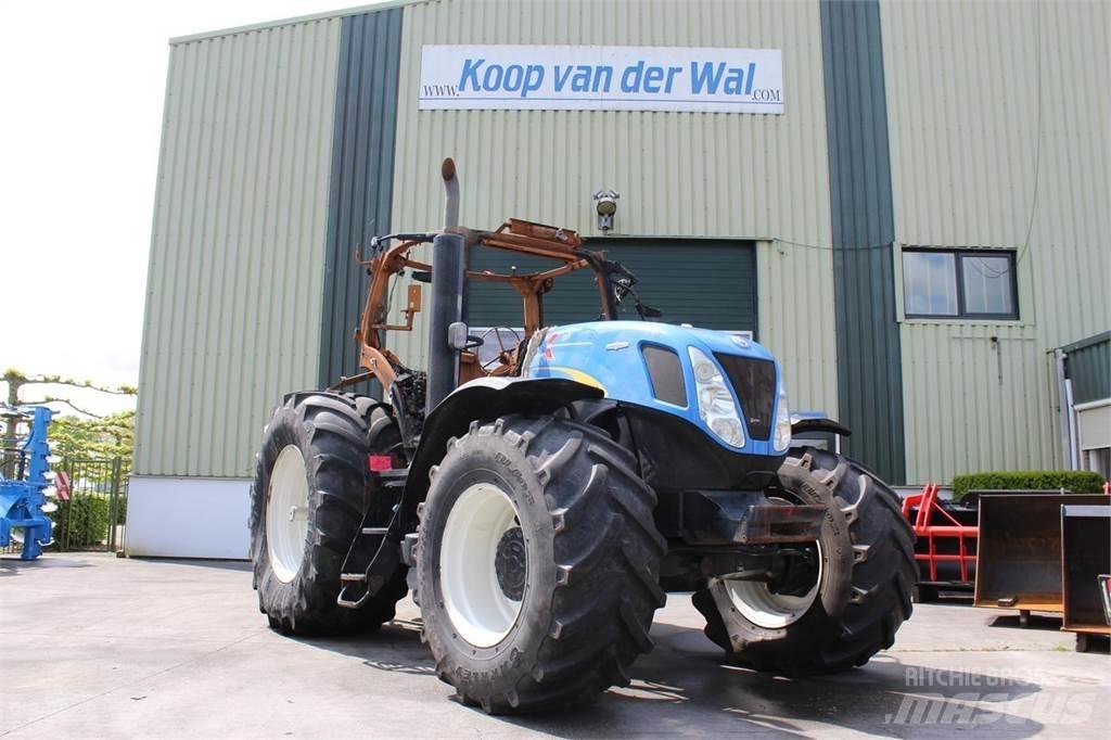 New Holland T7030 Tratores Agrícolas usados
