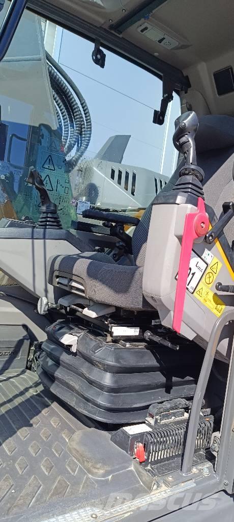 Volvo ECR235EL Escavadoras de rastos