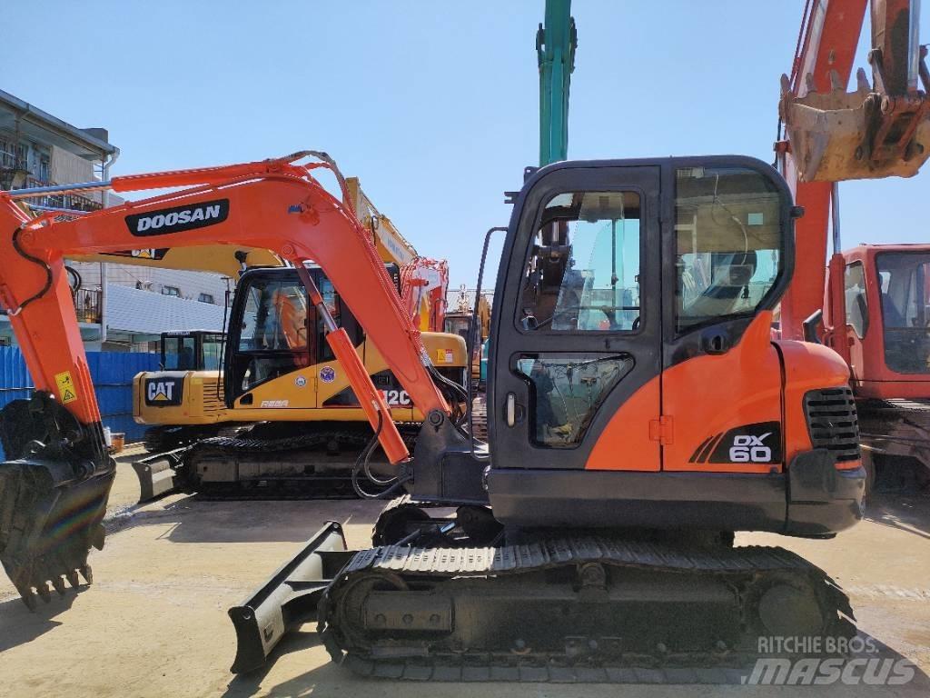 Doosan DX 60 Escavadoras de rastos