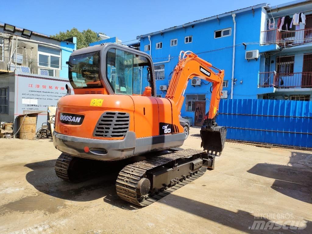 Doosan DX 60 Escavadoras de rastos