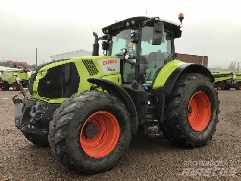 CLAAS AXION 810 Tratores Agrícolas usados