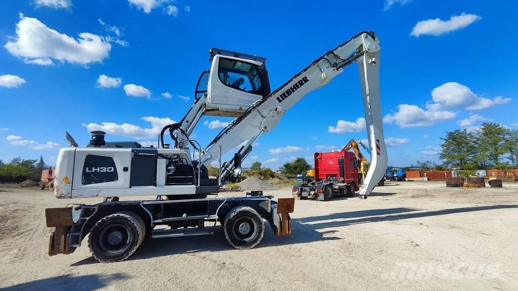 Liebherr LH 30 M Manipuladores de resíduos / indústria