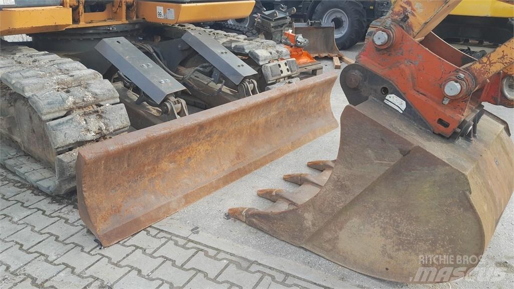 CASE CX 130 B Escavadoras de rastos