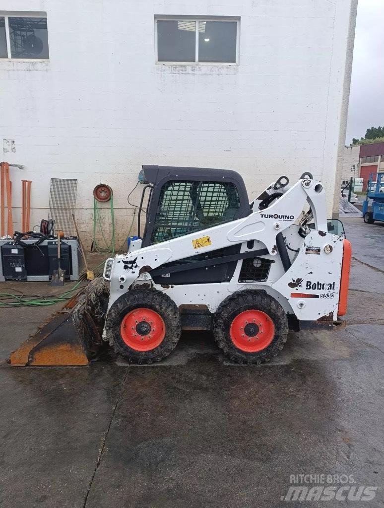 Bobcat S 530 Carregadoras de direcção deslizante