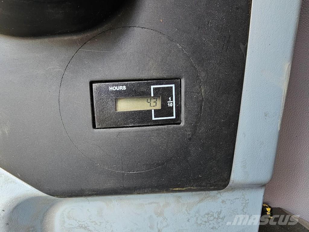 Hyundai R215L Escavadoras de rastos