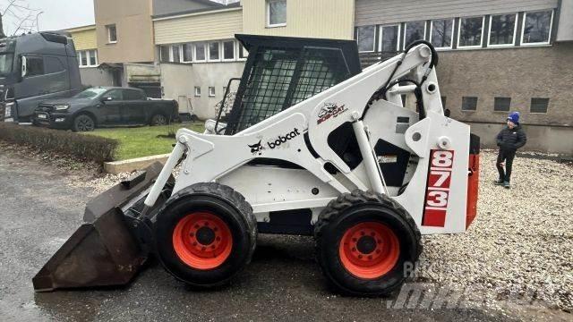 Bobcat 873 Carregadoras de direcção deslizante