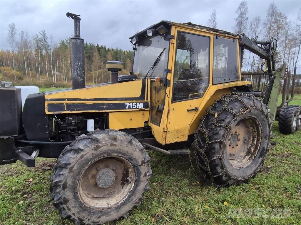 Valtra 715M Tratores Agrícolas usados
