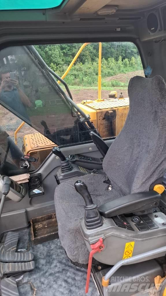 Volvo EC210B Escavadoras de rastos