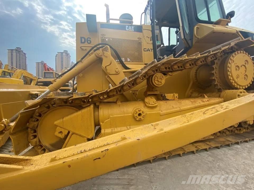 CAT D6R Dozers - Tratores rastos