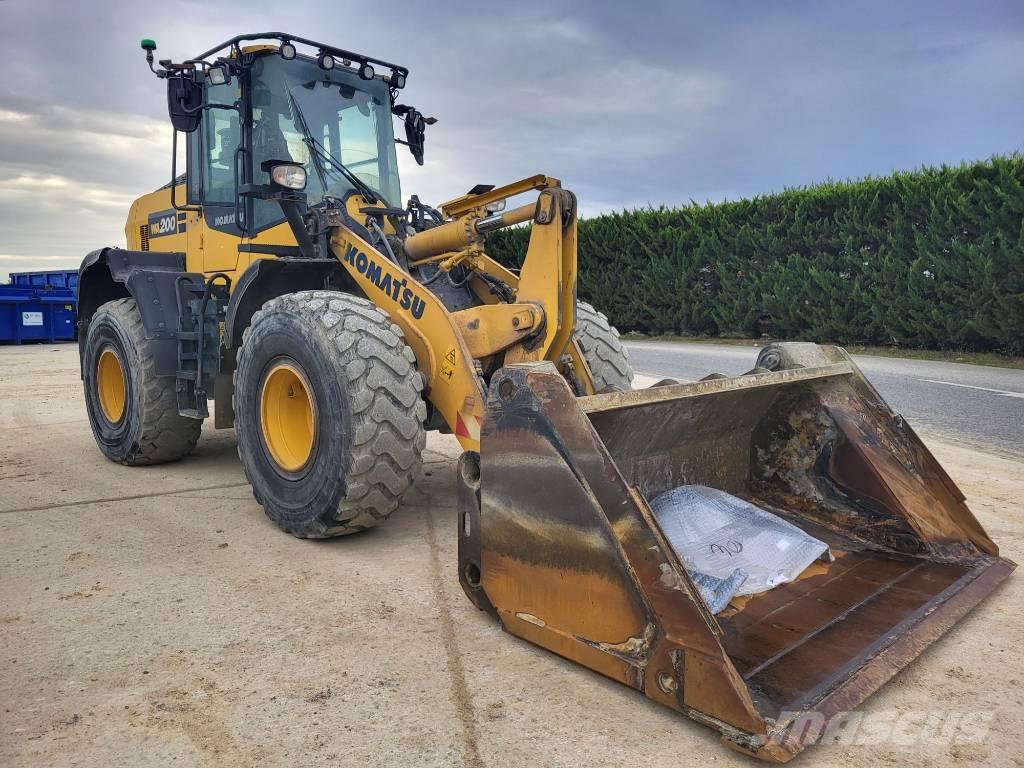 Komatsu WA200-8 Pás carregadoras de rodas