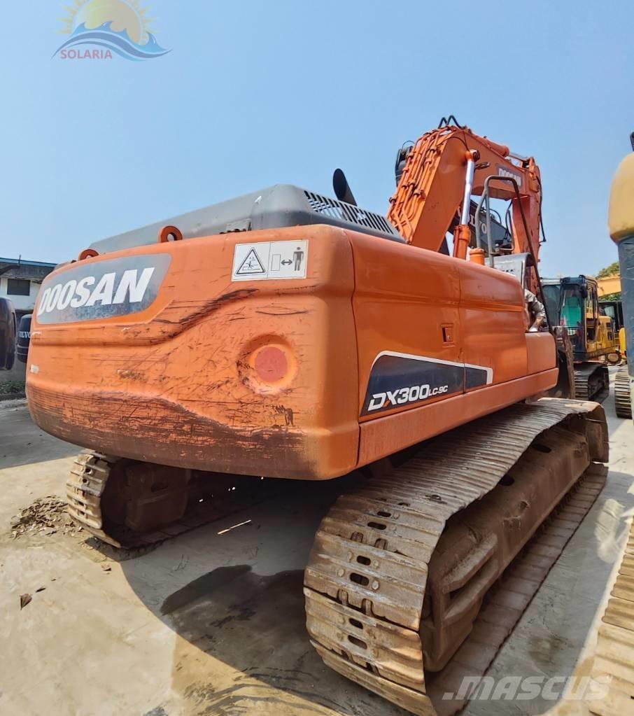 Doosan DX 300 LC Escavadoras de rastos