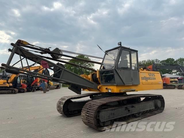Sennebogen S 1225 R Escavadoras reboque
