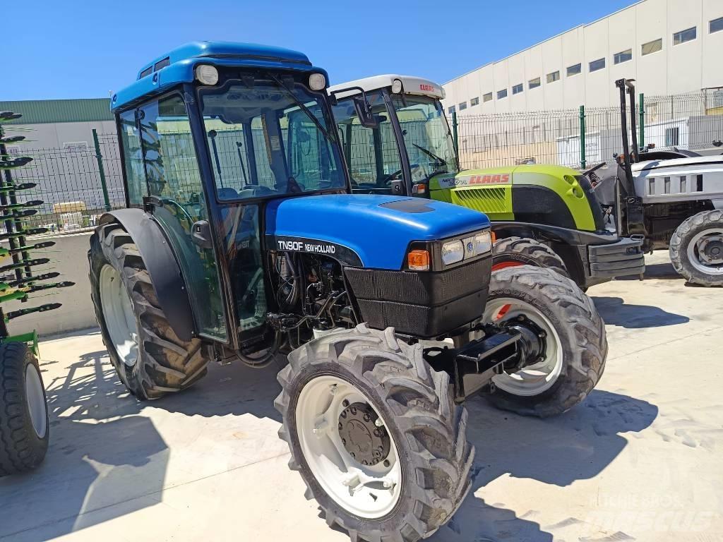 New Holland TN90FC Tratores Agrícolas usados