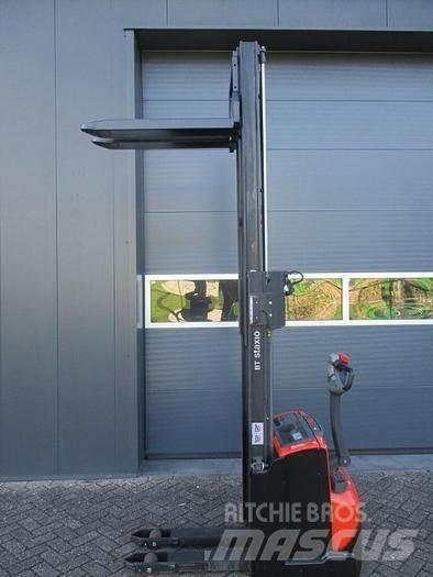 Toyota SWE 140 Empilhador para operador externo