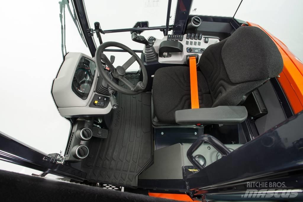 Kubota R 090 Pás carregadoras de rodas