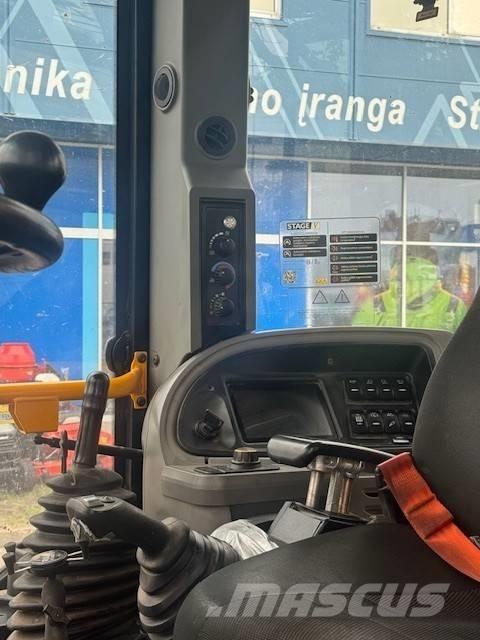 JCB 4CX PRO AEC Retroescavadoras