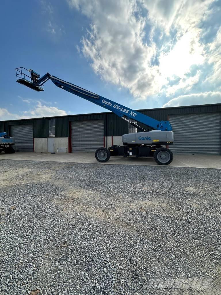 Genie SX 125 XC Elevadores braços Telescópicos