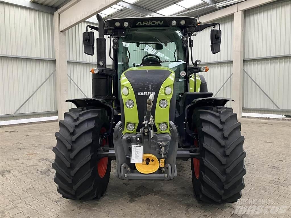 CLAAS Arion 550 Tratores Agrícolas usados
