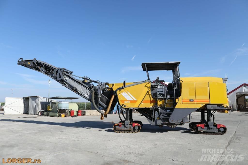 Wirtgen W 210 Fresadoras de asfalto