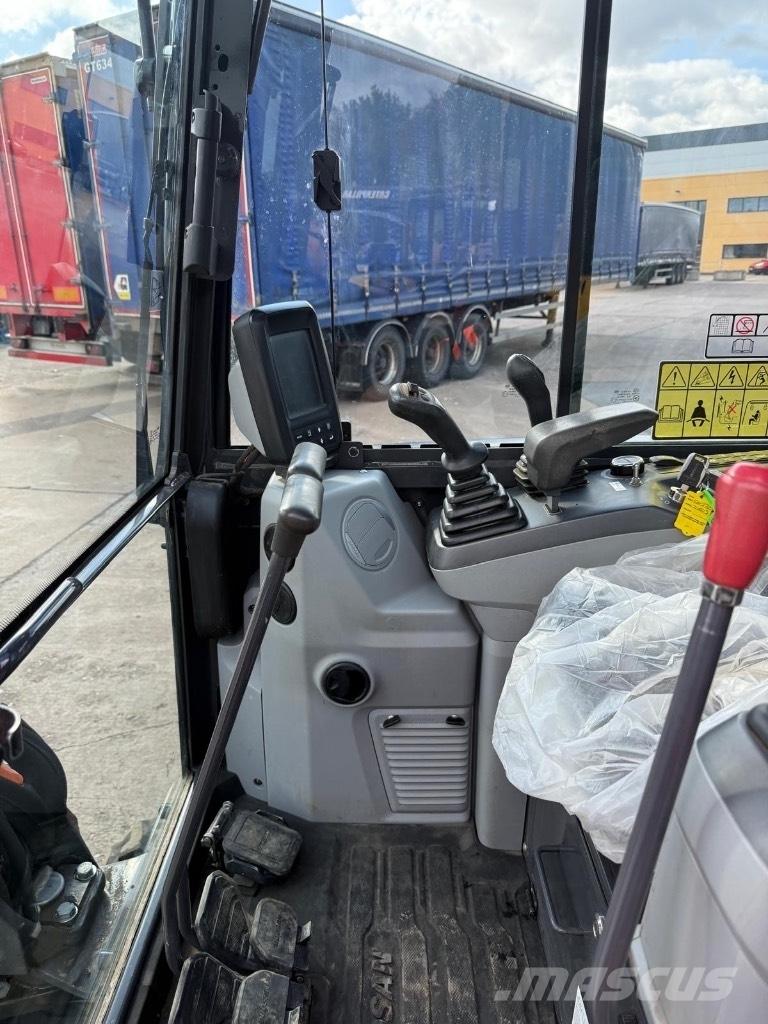Doosan DX27Z-7 Mini Escavadoras <7t