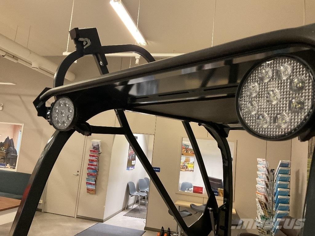 Schäffer 1622 FE Carregadora multifunções