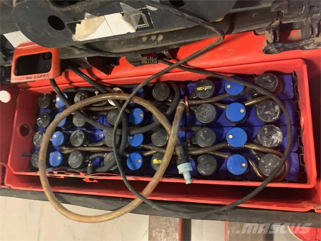 Linde T20 Empilhador para operador externo