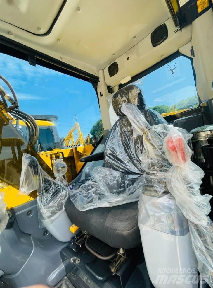 Komatsu PC 138 US Escavadoras de rastos