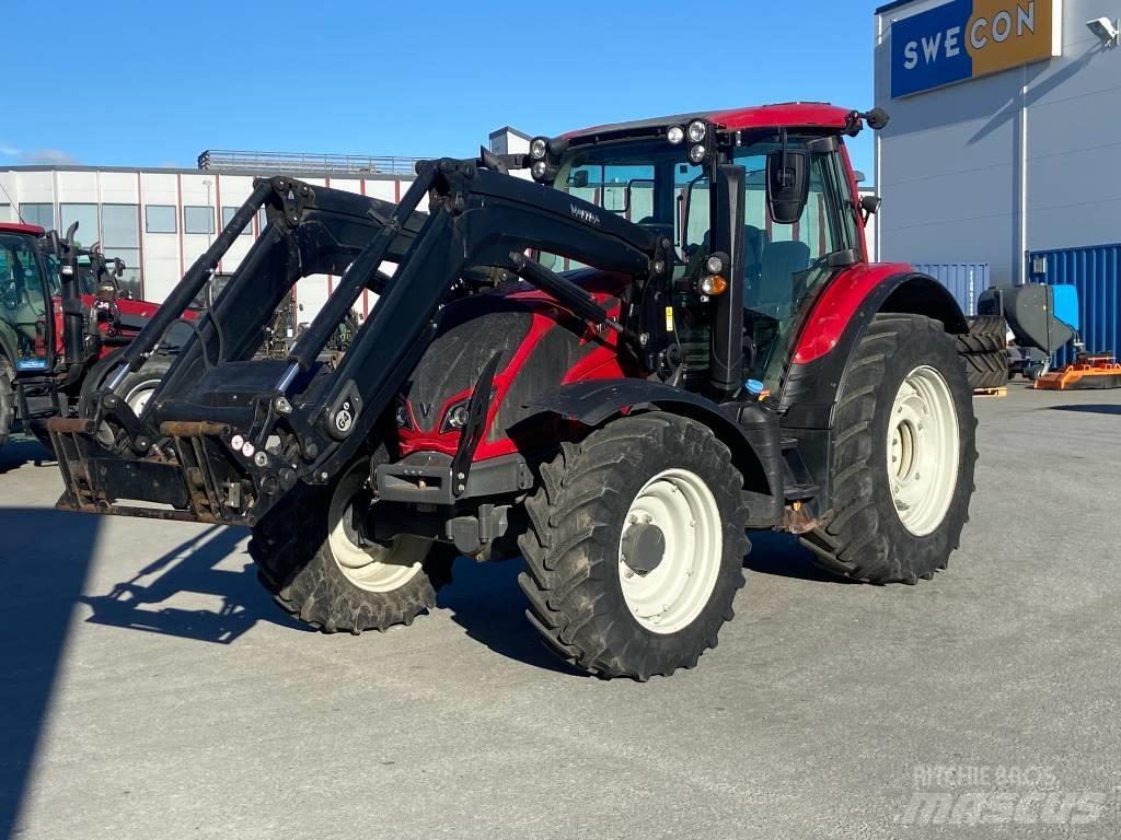 Valtra N124 HITECH 5 Tratores Agrícolas usados