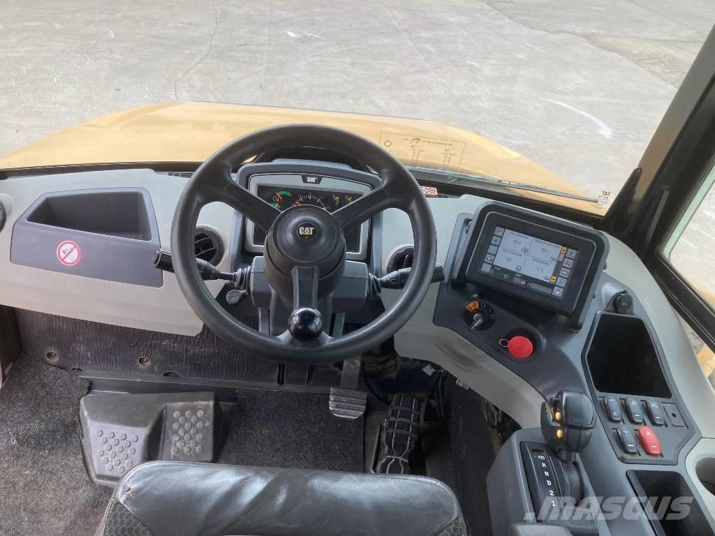 CAT 745 Camiões articulados