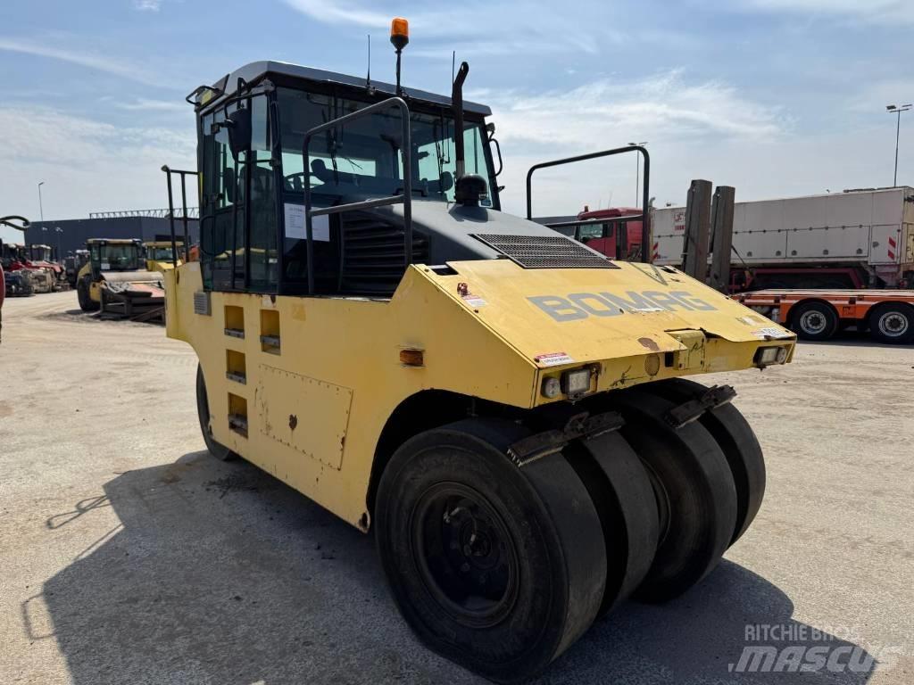 Bomag BW 24 R Cilindros Compactadores de pneus
